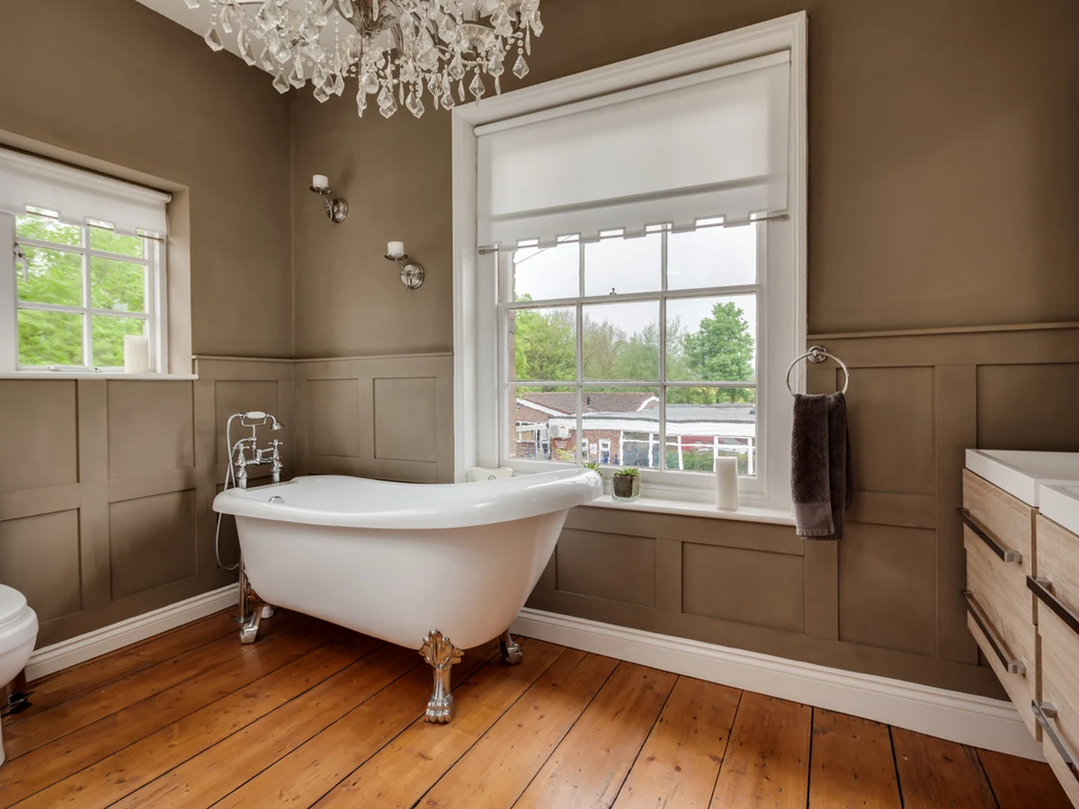 Bathroom painting in Harrogate by Harrogate Decorators, traditional Victorian bathroom with fresh painted walls