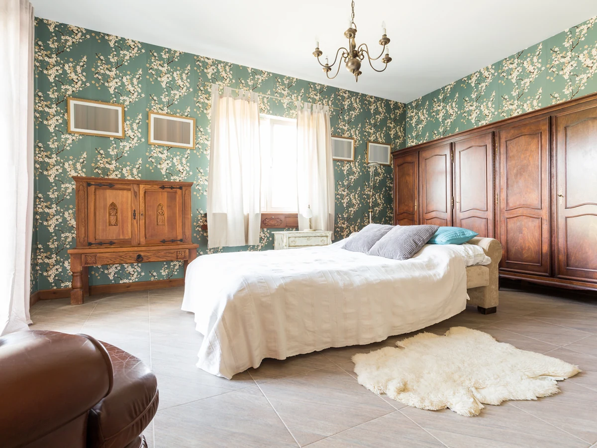 Old-fashioned bedroom interior painting in Harrogate by Harrogate Decorators