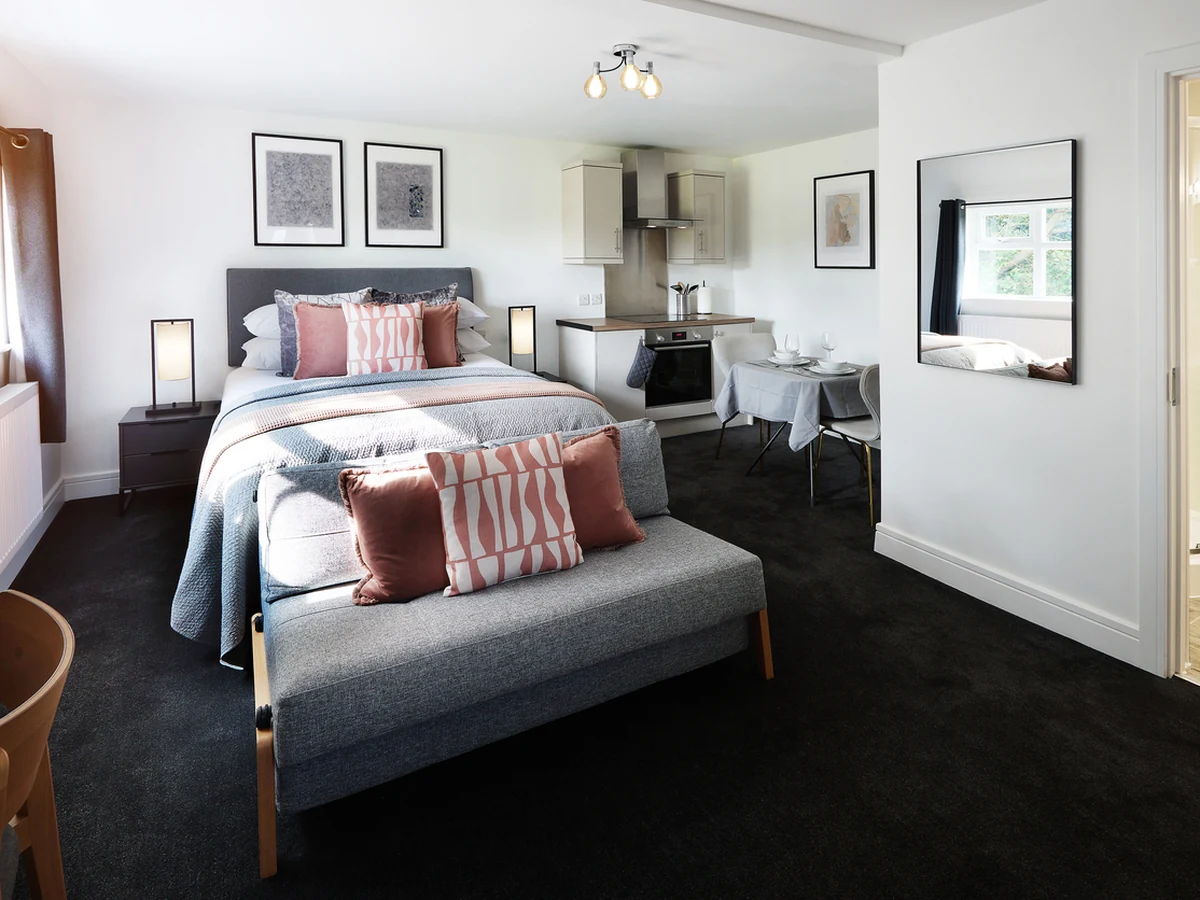 bedroom-painting-studio-suite-double-harrogate-decorators Studio suite double bedroom painting in Harrogate by Harrogate Decorators