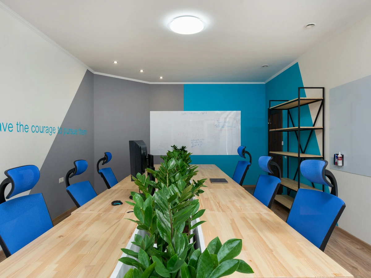 commercial-painting-meeting-room-teal-harrogate-decorators Commercial painting of a teal meeting room in Harrogate by Harrogate Decorators