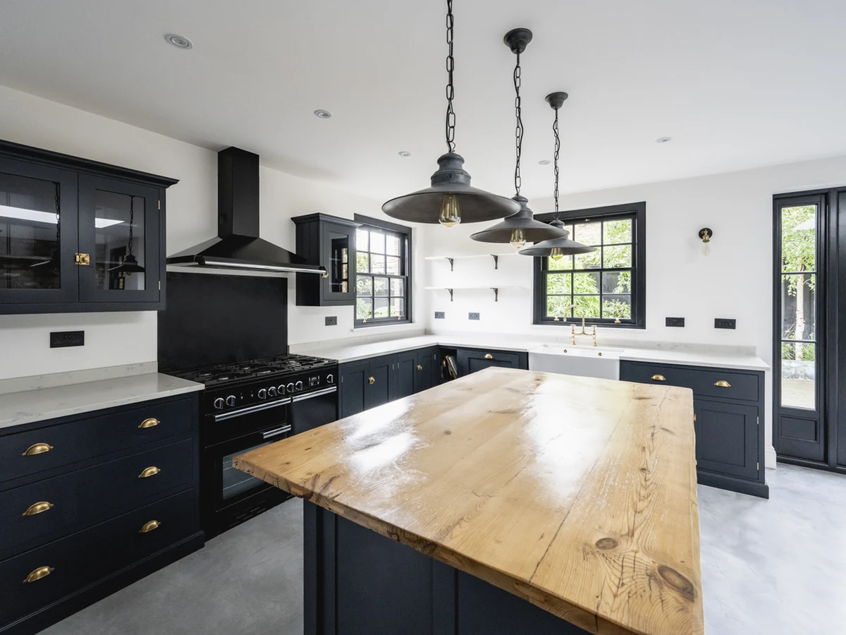 kitchen-painting-spacious-dark-navy-harrogate-decorators Dark navy painted kitchen cabinets in spacious Harrogate kitchen by Harrogate Decorators